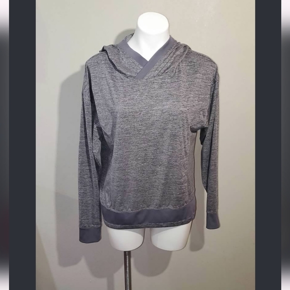 Women's Mondetta Performance Luxury Workout Top - Picture 1 of 6